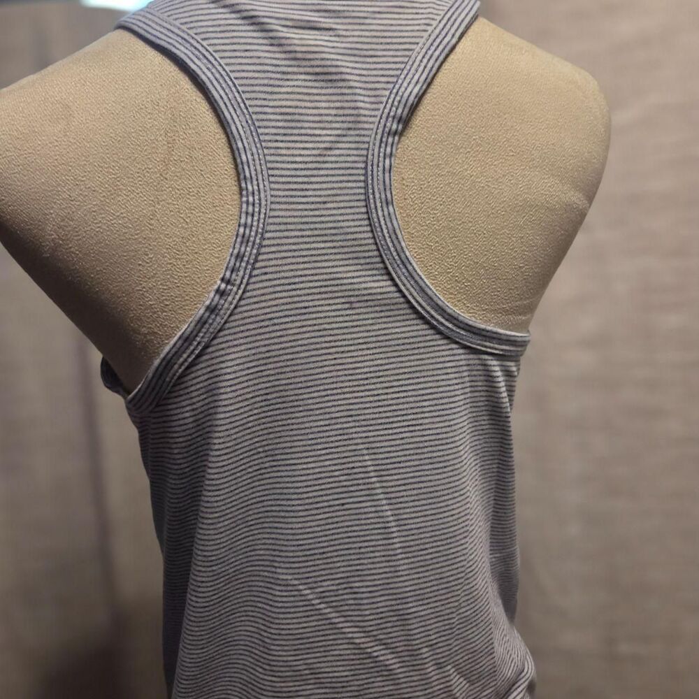 Athleta Women's Blue and Grey Shirt